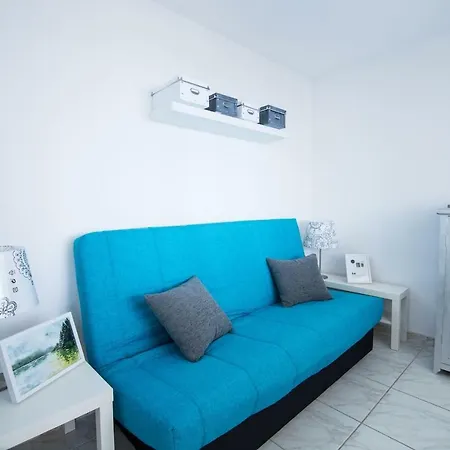 Bonito Apartamento De Dos Dormitorios 아파트