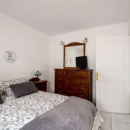 Апартаменты Bonito Apartamento De Dos Dormitorios Лос-Реалехос